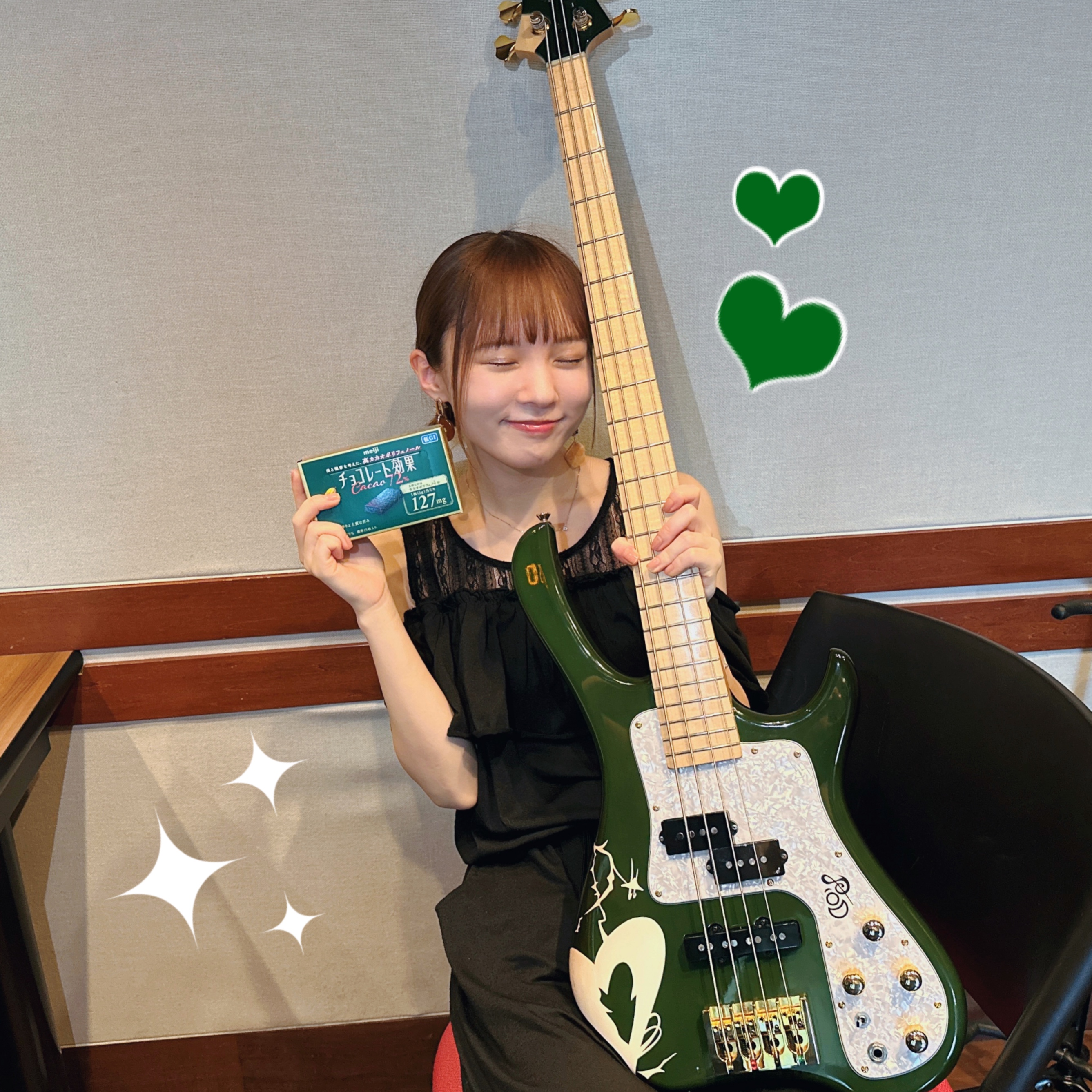 真夏の部活ノート紹介祭📓✨  #MINAの軽音部 で感想を呟いてね！