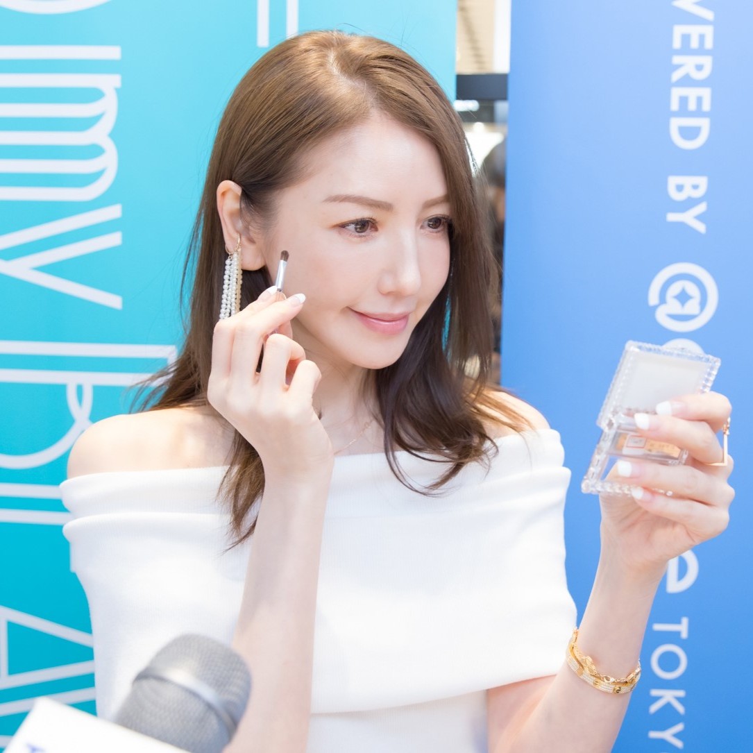 美香さん #3『趣味は"自分"♡ ハッピーオーラに包まれた美香さんがポジティブさと美しさをキープするために心がけていることとは…??』