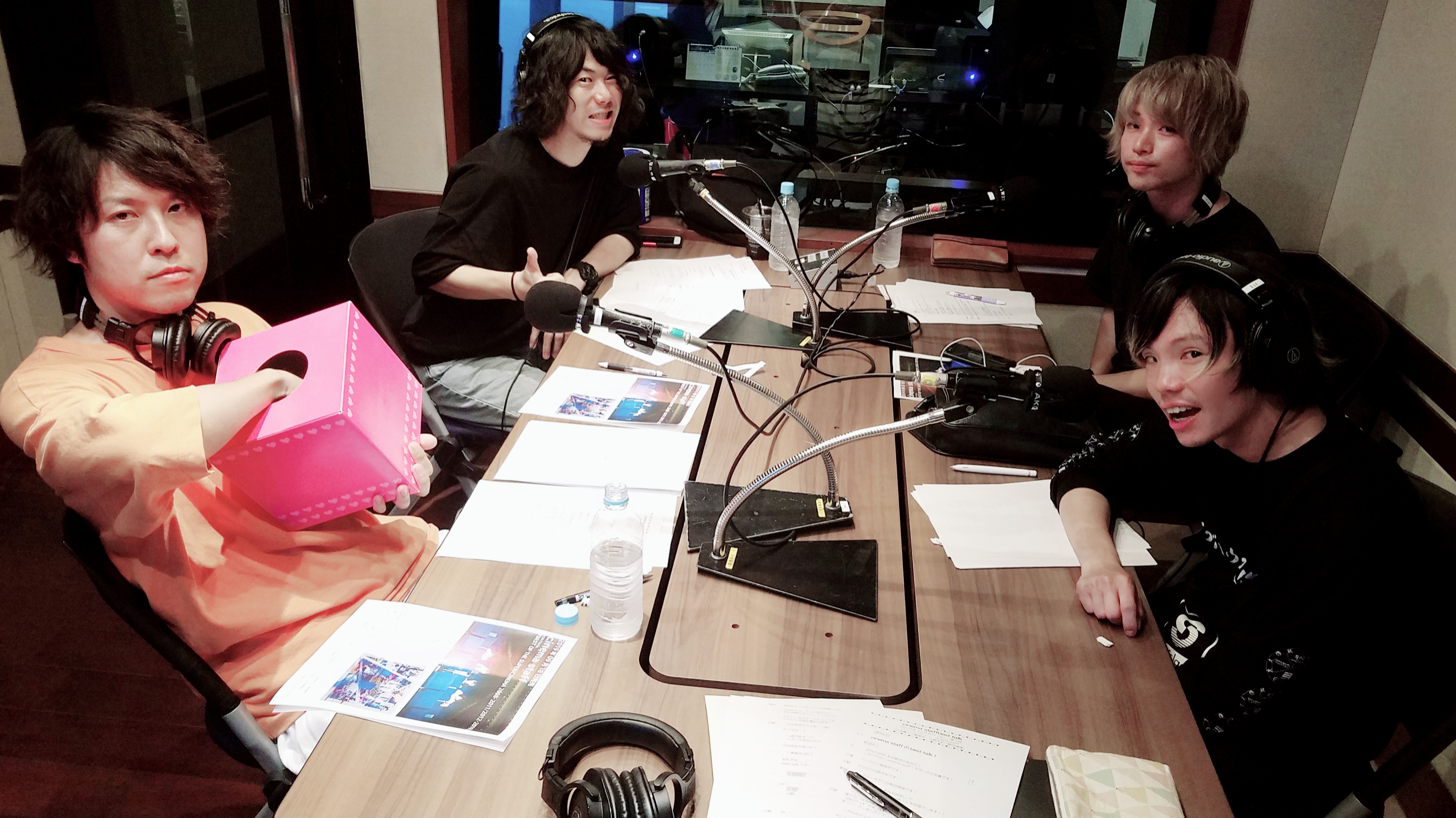 cinema staffのbest talk|まさかホテルで○○な格好に!? ライブで