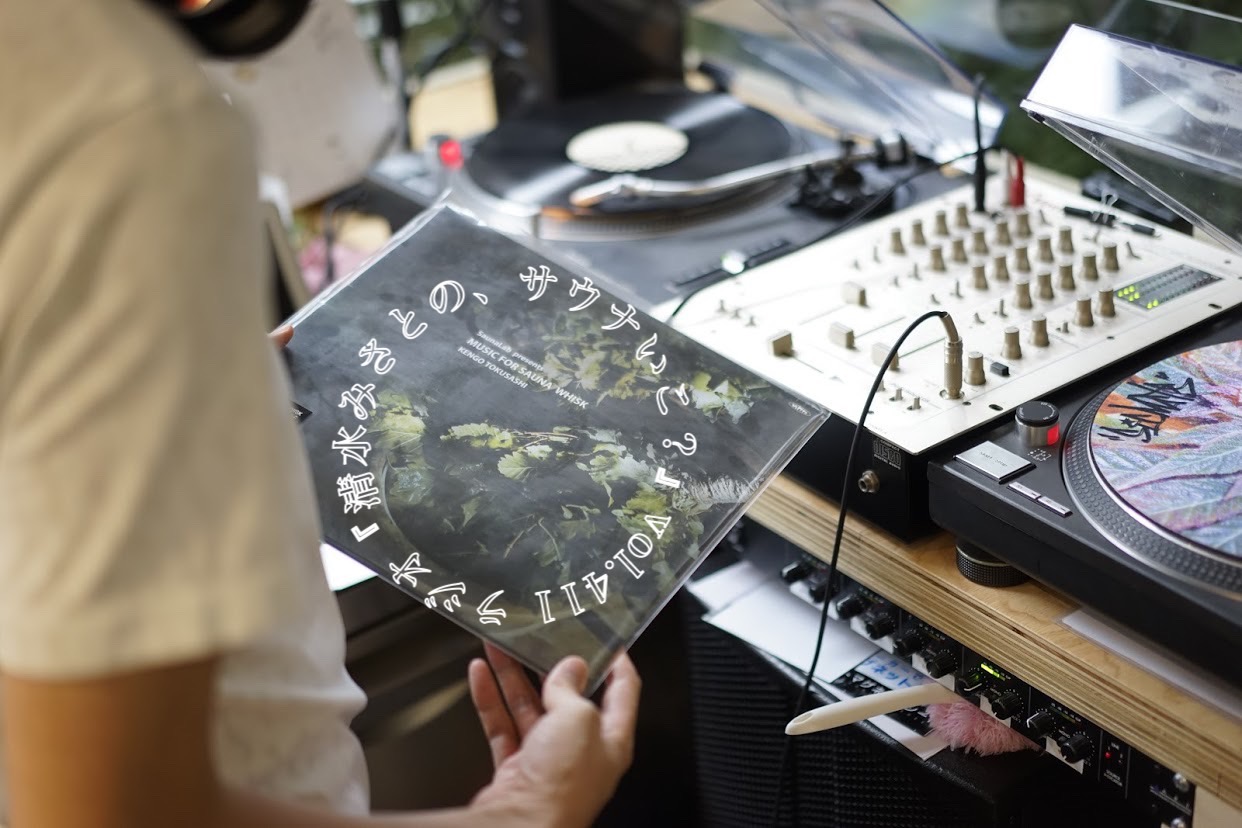 【とくさしけんごさんとお話④】おしゃべりは一生の遊び♨脳内会議は、音楽を聴くときだけ止む。 Vol.411