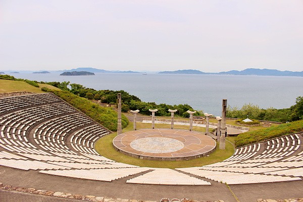 Vol.8　さぬき市から「テアトロン音楽広場」をご紹介！