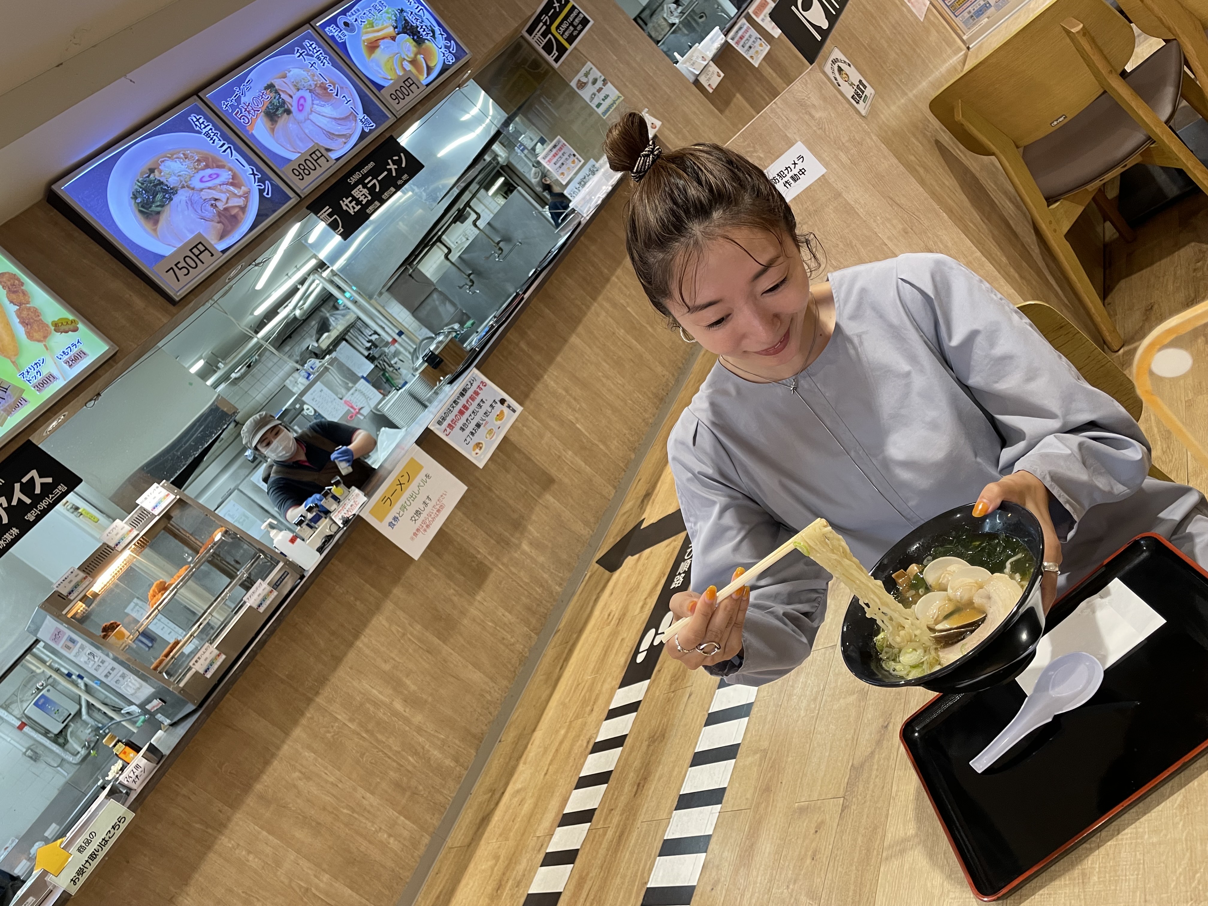 大きくプリプリなハマグリが3つも！　東北自動車道　佐野SA上り「佐野ラーメンはましお」