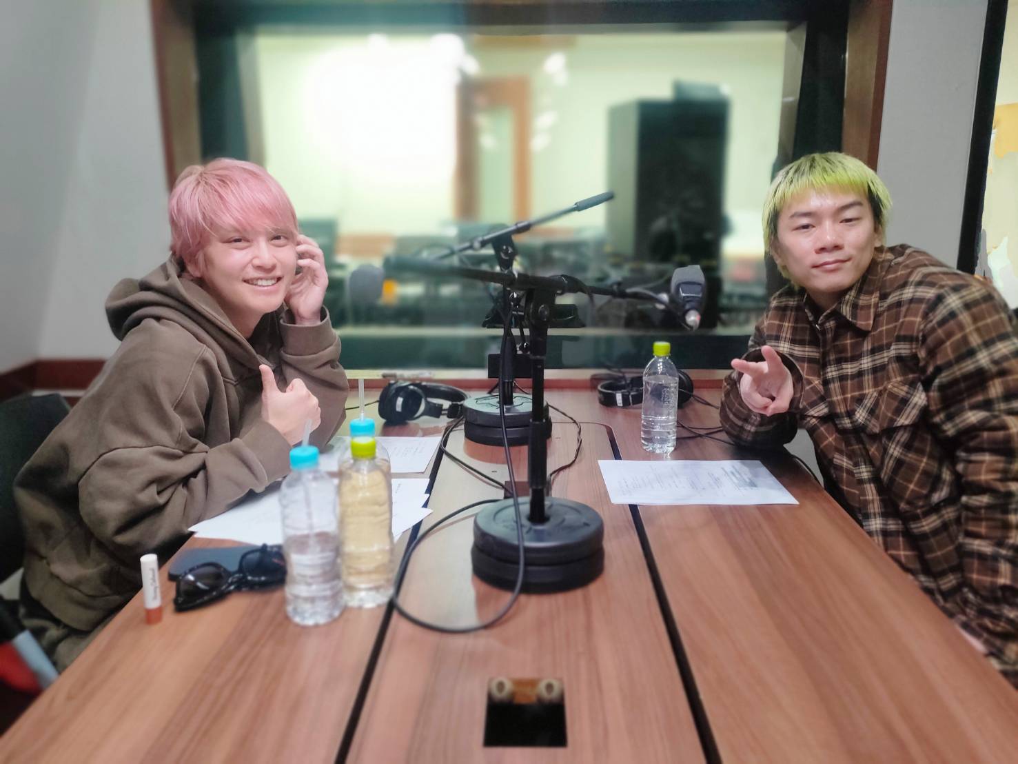 手越祐也さんとNovelbrightギタリスト 山田海斗さんの話を盗み聞き・・・今の音楽シーンを走るふたりのトーク！