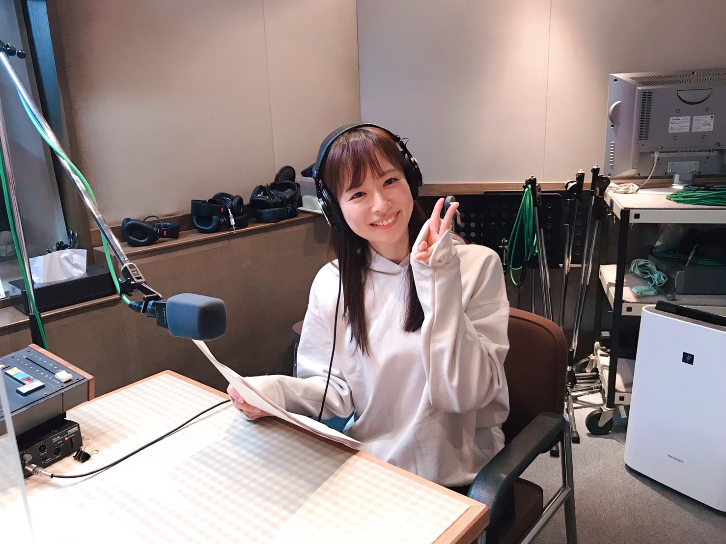 【窓cafeアフタートーク】皆藤愛子の注目秋ファッション＆朝ご飯事情は？