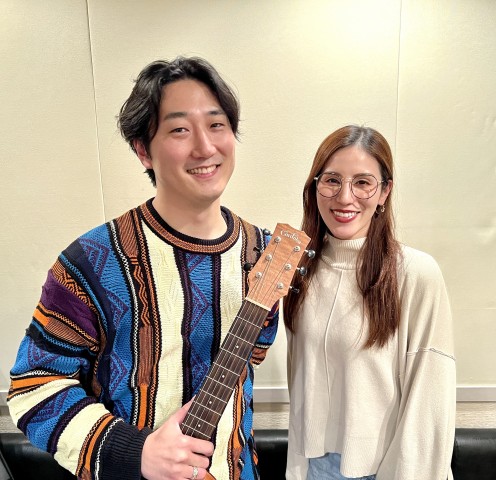 ＜シンガーソングライターの宮﨑薫さんをお迎えしてのスペシャルスタジオライブの模様になります！＞