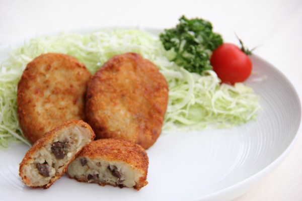 3月9日(木)三重県度会町「しかちゃんコロッケ」