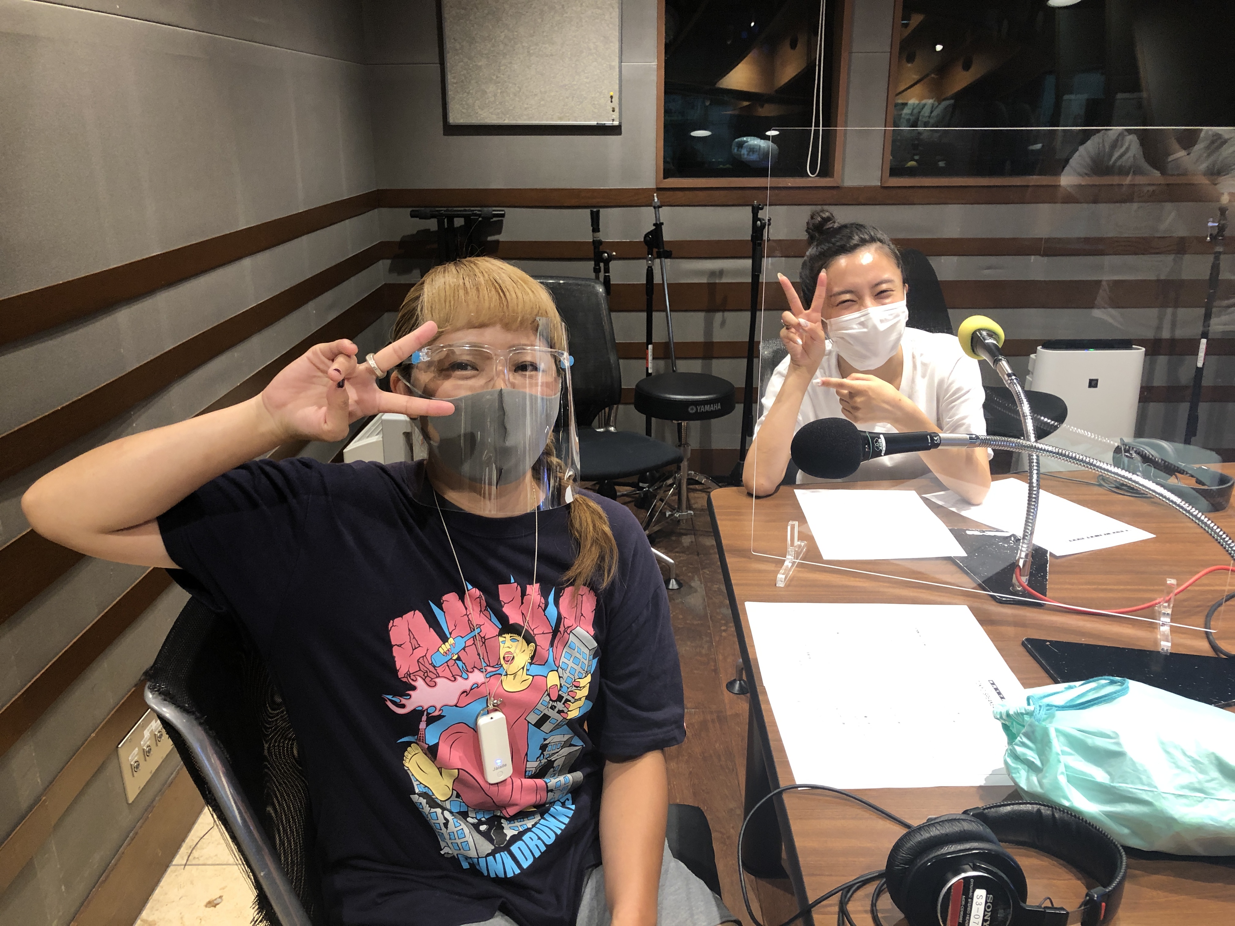 小島瑠璃子さんと丸山桂里奈さんの話を盗み聞き・・・「この人やっぱりすげぇ変わってんなぁ(笑)」こじるりとまるかりの噛み合わない仲良しトーク！