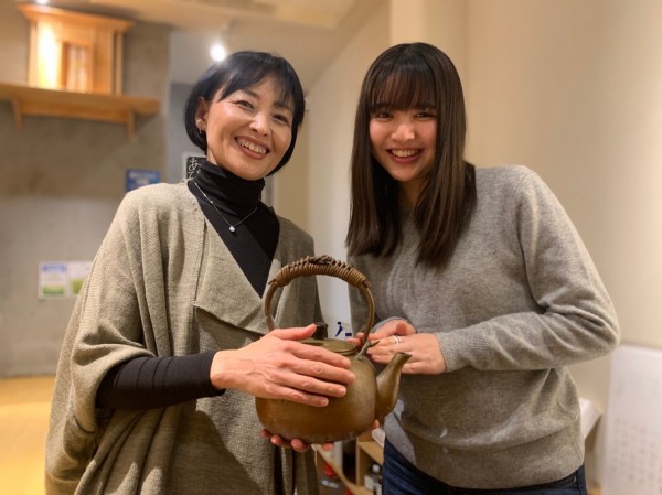 #4クリスマス・ツリーにオーナメントをつけるのは何のため？そして、店主・井戸の過去・・