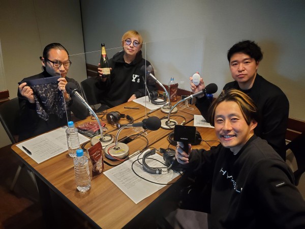 2022年12月31日第18回ゲスト　一度出演して頂いたゲストの方 3人をお迎えして、年明けを賑やかにお届け