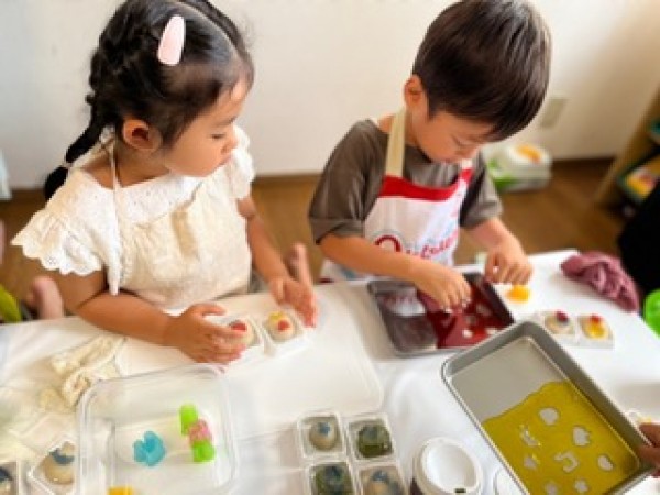 つくって季節を楽しむ！「こどもと楽しむ和菓子の会」