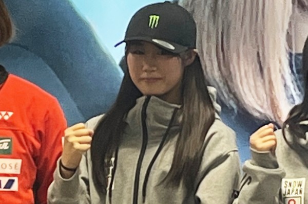 村瀬心椛選手【アスリート・マインド】北京五輪・スノーボード女子ビッグエアで 銅メダルを獲得した村瀬心椛選手。17歳でメダリストとなった村瀬選手が語った変化とこれから。