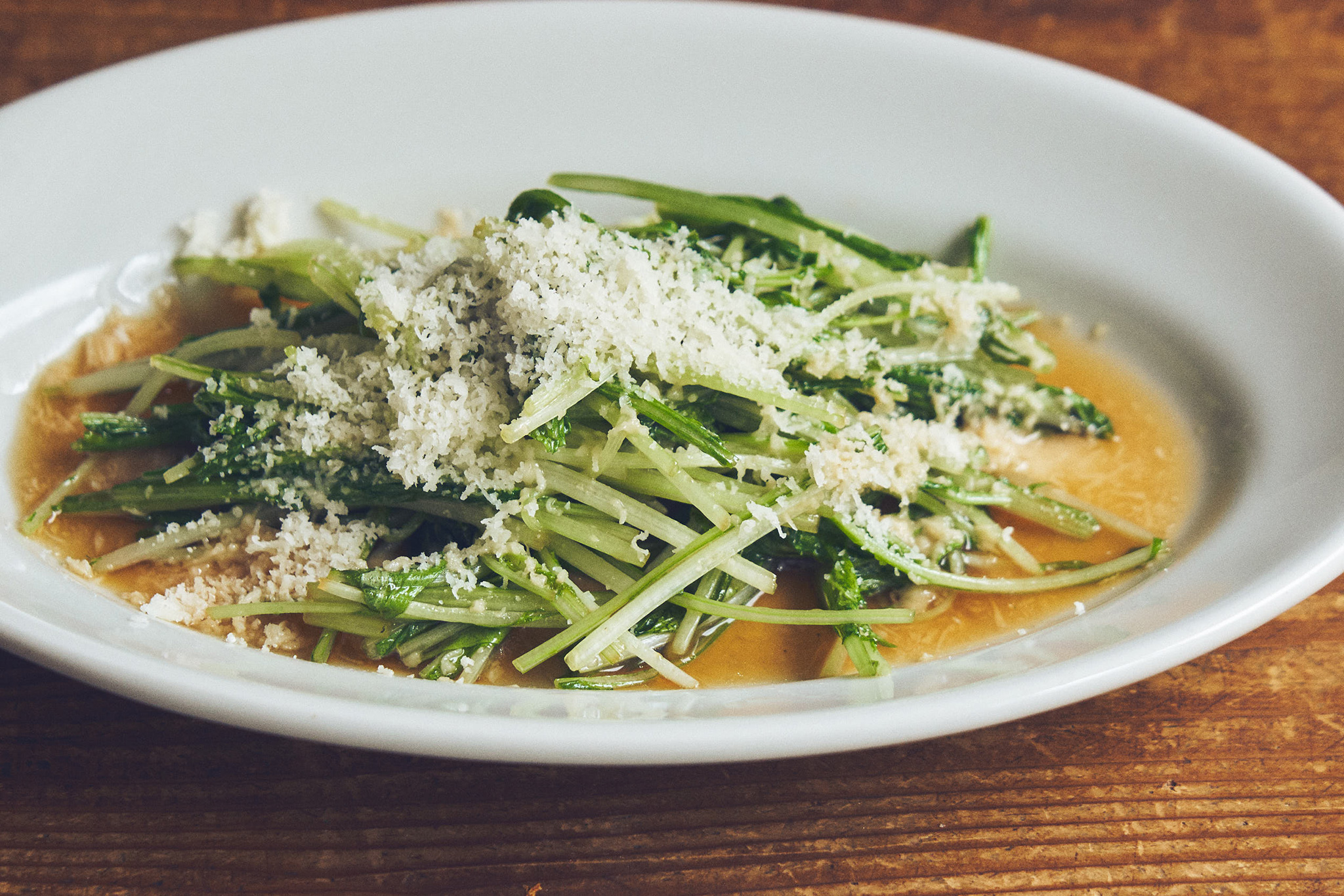 ３stepレシピ #002「水菜のパルメザン醤油炒め」