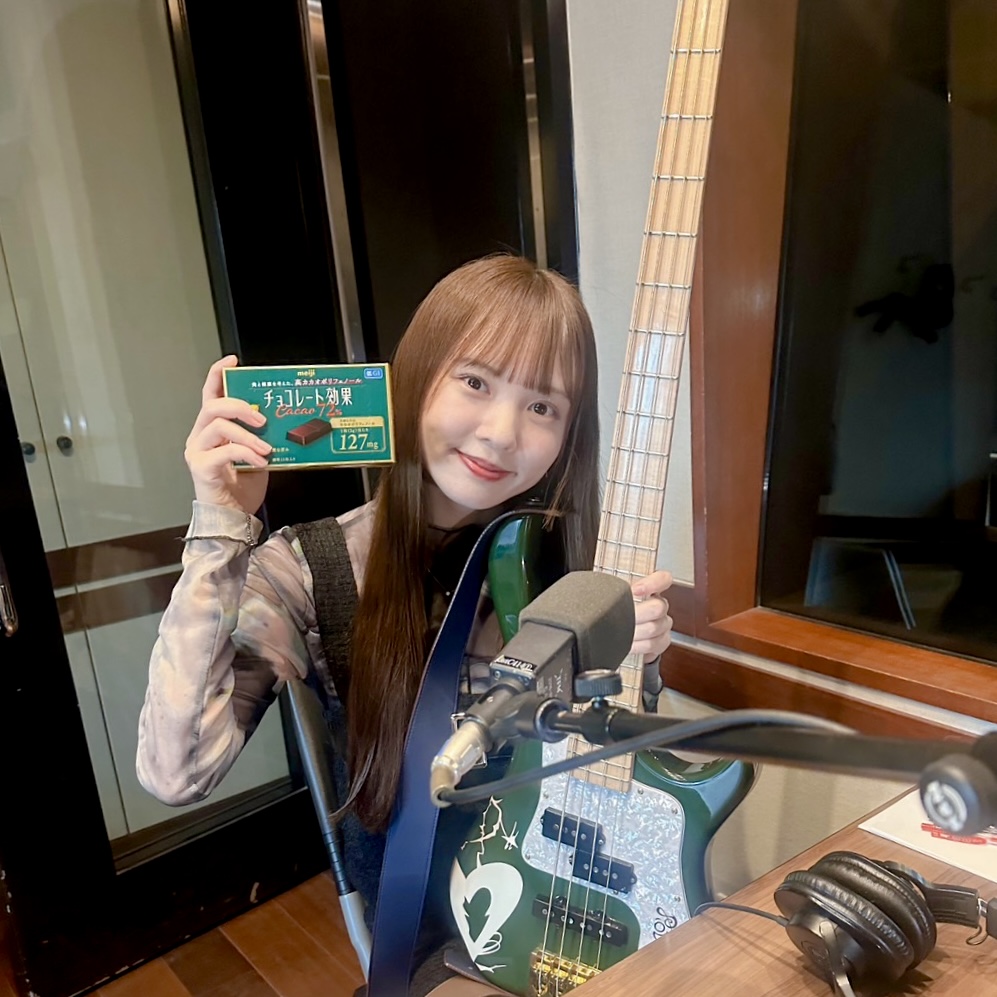 「このベースがすごい！」リスナー部員からいただいたリクエスト曲をもとに、MINA部長が解説！ #MINAの軽音部 で感想を呟いてね！