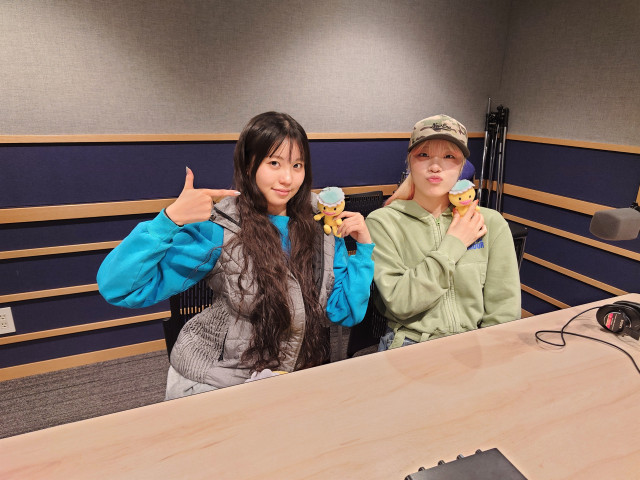 ３／７ HANA・スタジオ写真①.JPG