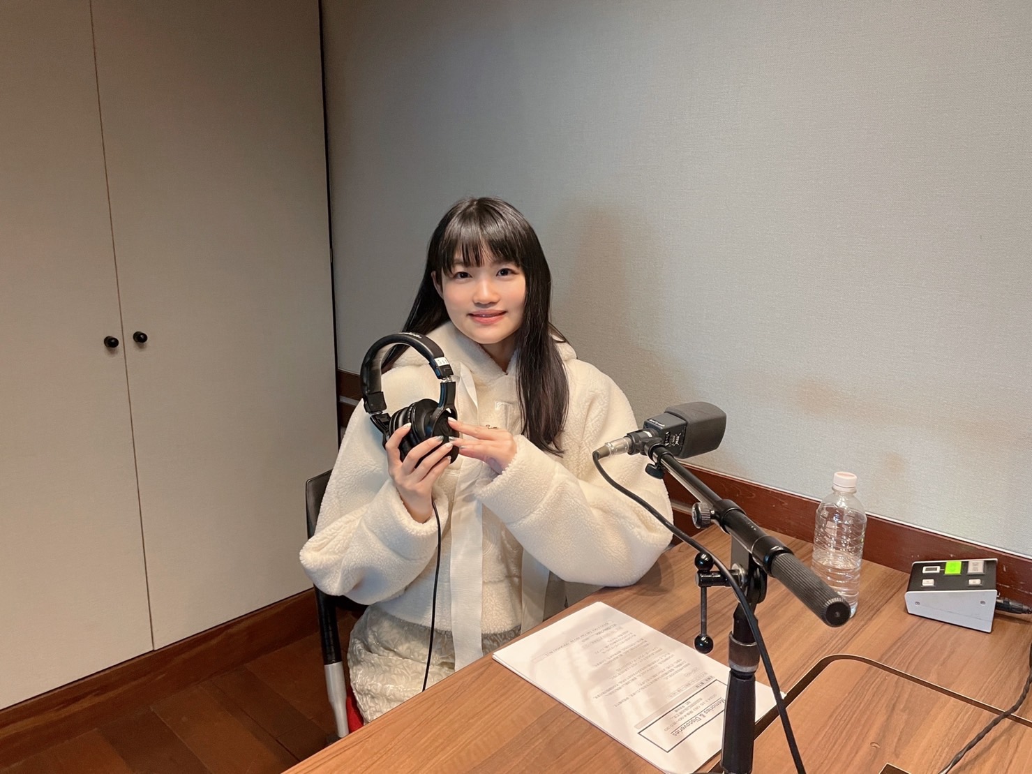 「視紅 / 早見沙織」の歌詞を早見沙織が朗読♪『早見沙織の声に出して聴きたいJ-POP』第155回