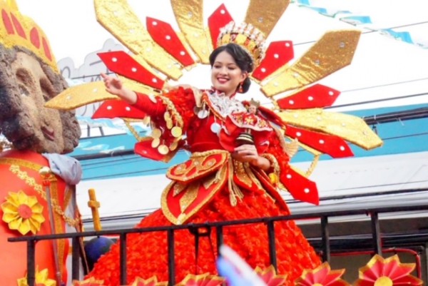 8月9日(火) セブ島「シヌログ・フェスティバル」