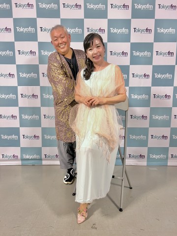 今日の格言は 「人間関係円滑のコツは、肉の目で見ない事。魂の視点で視ましょう。」