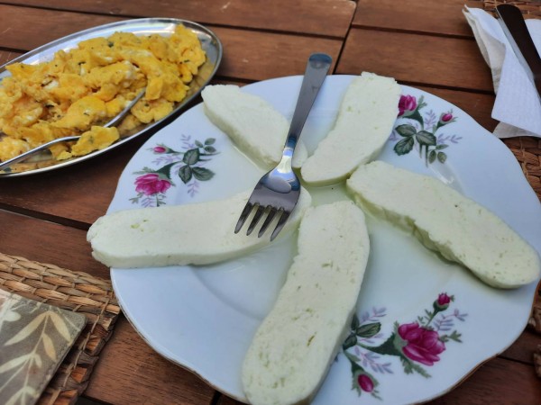 11月10日(木) 地中海東部のキプロス「溶けないチーズ」